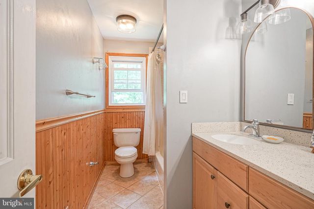 131 TUCKERTON RD, Shamong, NJ 08088