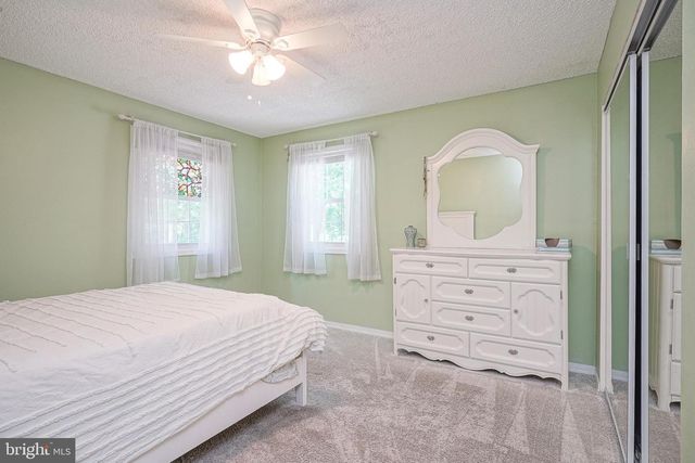 131 TUCKERTON RD, Shamong, NJ 08088