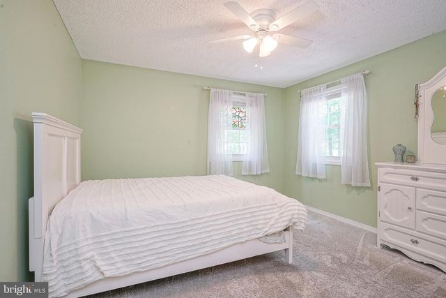 131 TUCKERTON RD, Shamong, NJ 08088