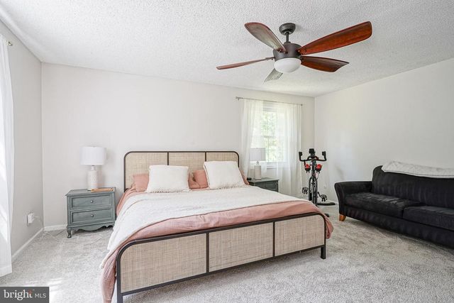 131 TUCKERTON RD, Shamong, NJ 08088