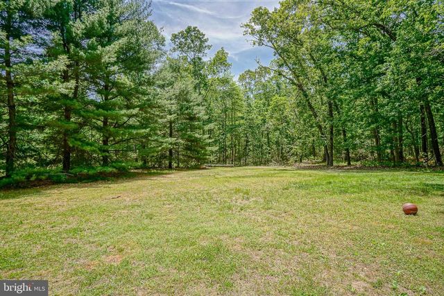 131 TUCKERTON RD, Shamong, NJ 08088