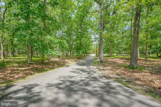 131 TUCKERTON RD, Shamong, NJ 08088