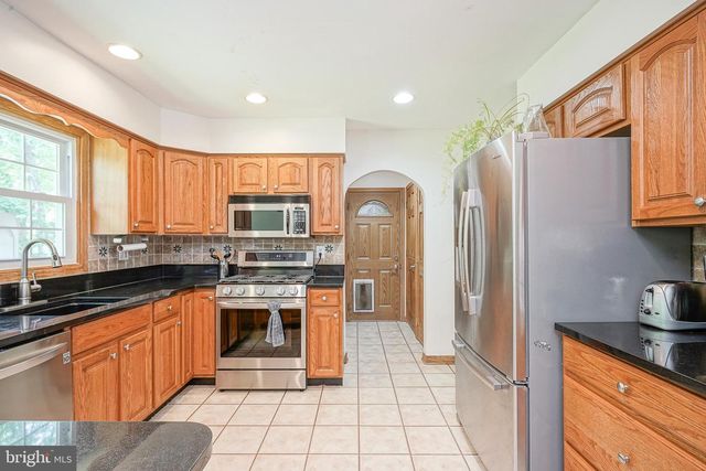 131 TUCKERTON RD, Shamong, NJ 08088