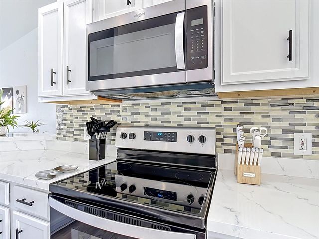 336 HILLCREST DRIVE, Davenport, FL 33897