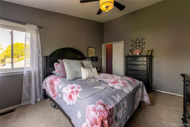 41390 Southwind Drive, Canton Charter Township, MI 48188