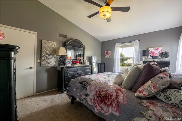 41390 Southwind Drive, Canton Charter Township, MI 48188