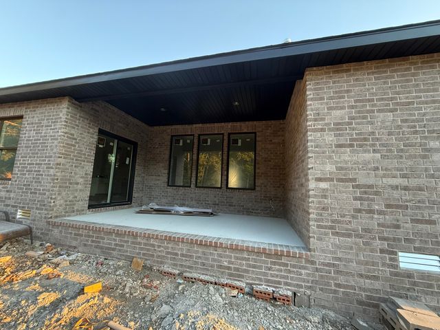 1795 W Gaslight Drive, Springfield, MO 65810