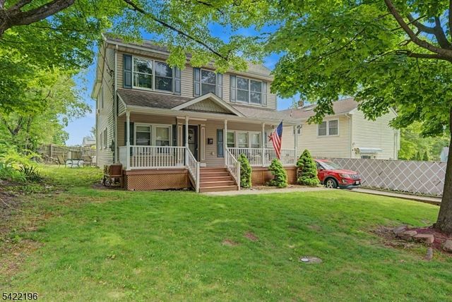 10 Reaville Ct, Parsippany-troy Hills Twp., NJ 07054