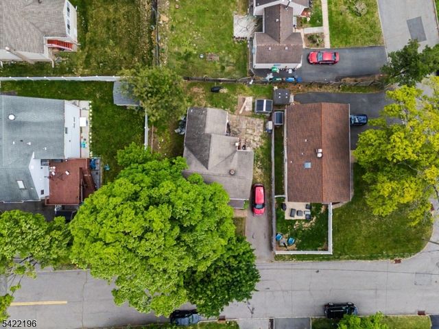 10 Reaville Ct, Parsippany-troy Hills Twp., NJ 07054