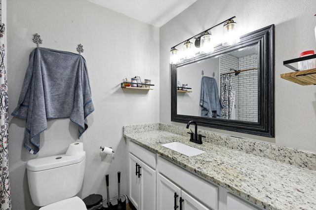 1002 Kingston Drive, Lewisville, TX 75067