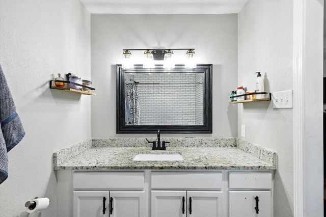 1002 Kingston Drive, Lewisville, TX 75067