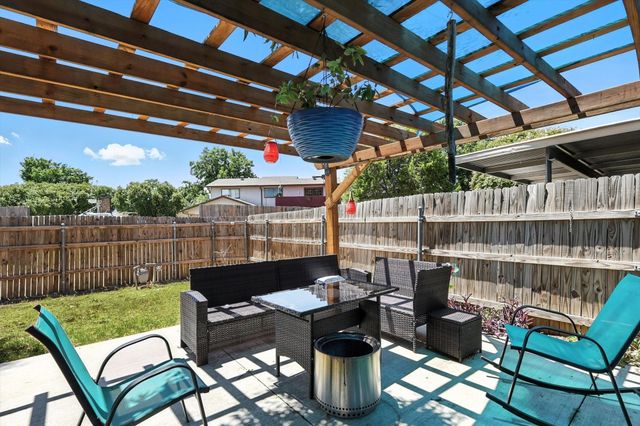 1002 Kingston Drive, Lewisville, TX 75067