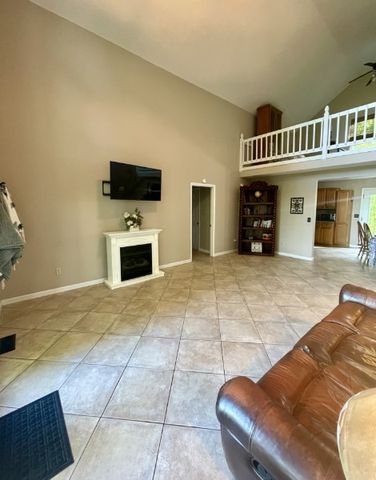 460 Mate Allen Rd, Gainesboro, TN 38562