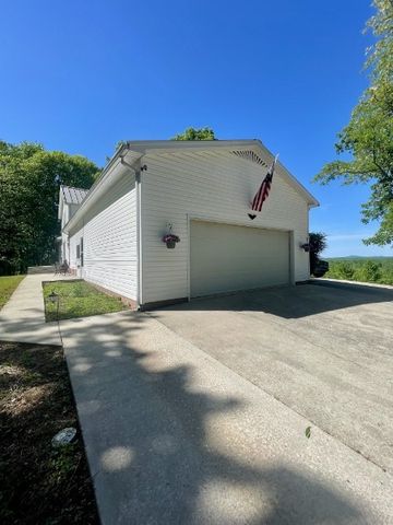 460 Mate Allen Rd, Gainesboro, TN 38562