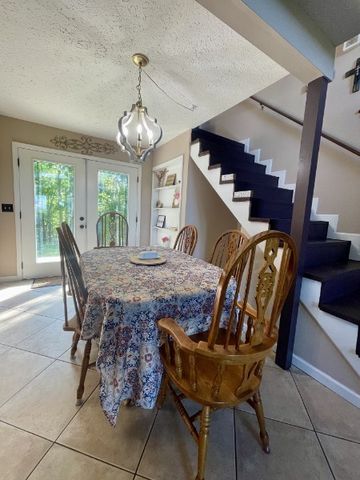 460 Mate Allen Rd, Gainesboro, TN 38562