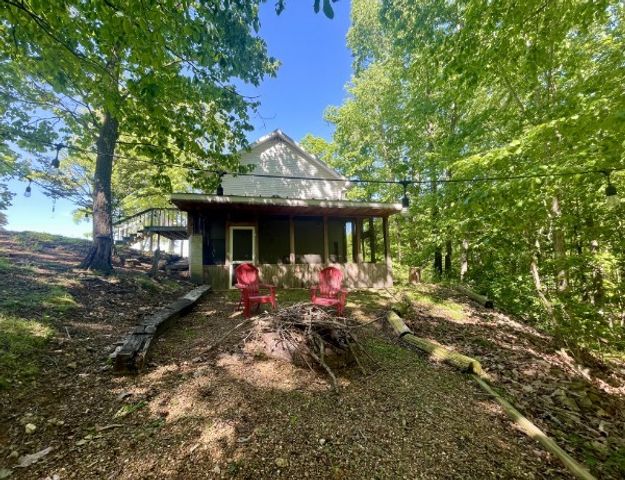 460 Mate Allen Rd, Gainesboro, TN 38562