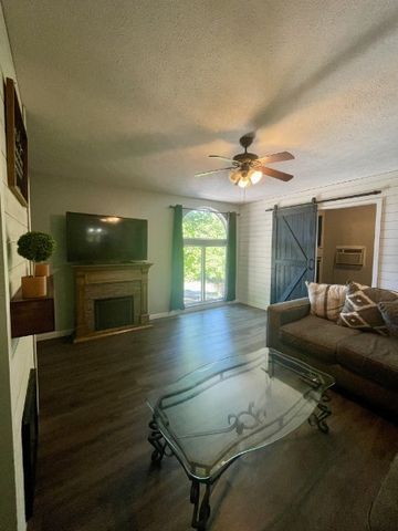 460 Mate Allen Rd, Gainesboro, TN 38562