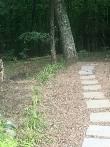 460 Mate Allen Rd, Gainesboro, TN 38562
