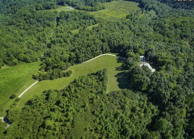460 Mate Allen Rd, Gainesboro, TN 38562