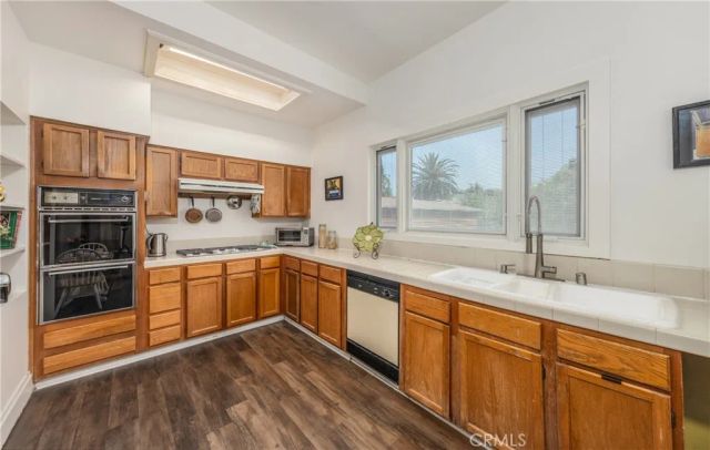 331 Nordina Street, Redlands, CA 92373