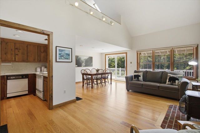 400 Spring Brook Road, Arlington, VT 05250