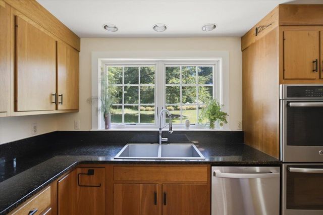 400 Spring Brook Road, Arlington, VT 05250