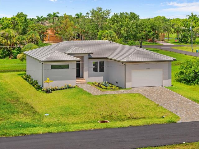17200 MINT LANE, Punta Gorda, FL 33955