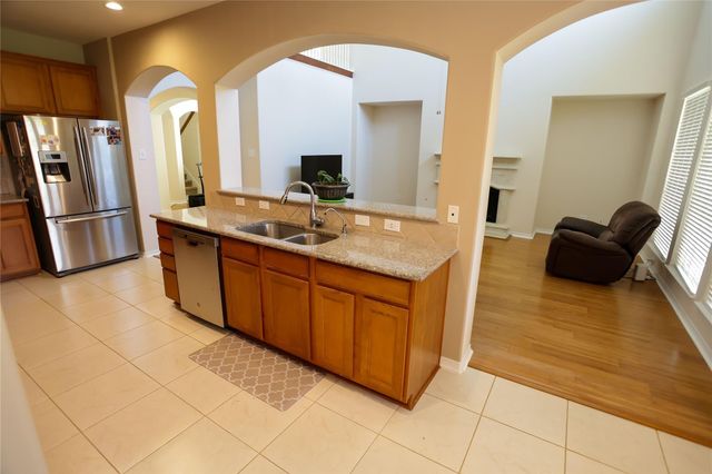 5107 Field Briar Lane, Sugar Land, TX 77479