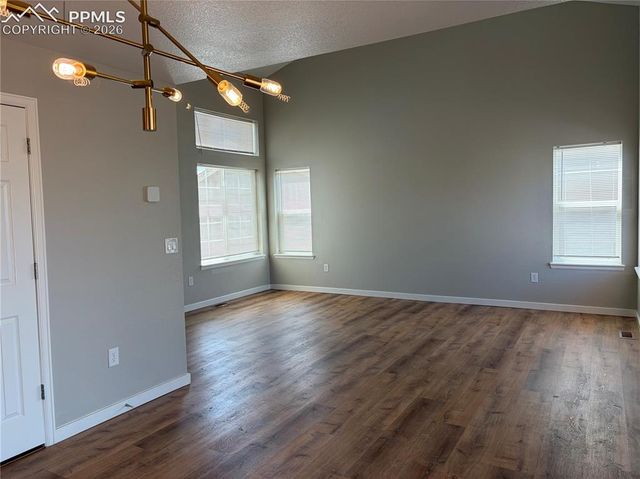 7484 Straggler Circle, Colorado Springs, CO 80922