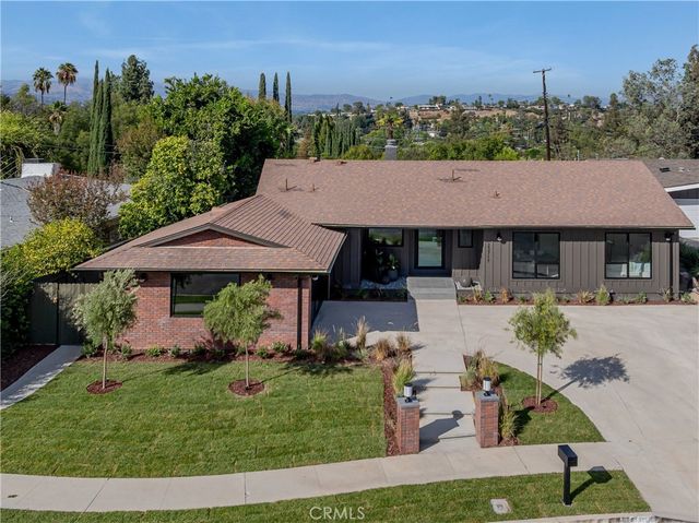23717 Crosson, Woodland Hills, CA 91367