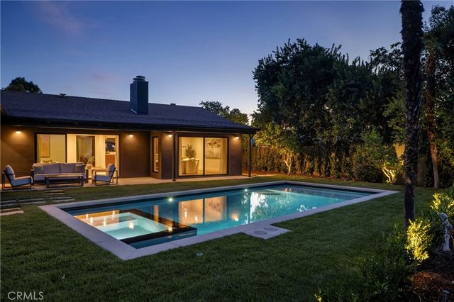 23717 Crosson, Woodland Hills, CA 91367