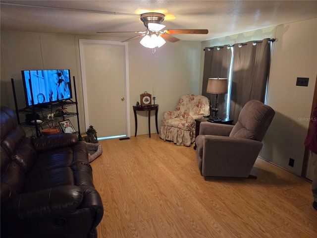 2450 SE 190TH TERRACE, Morriston, FL 32668