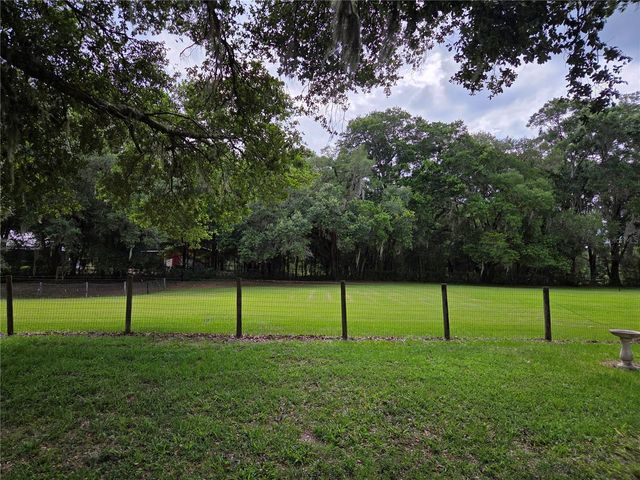 2450 SE 190TH TERRACE, Morriston, FL 32668