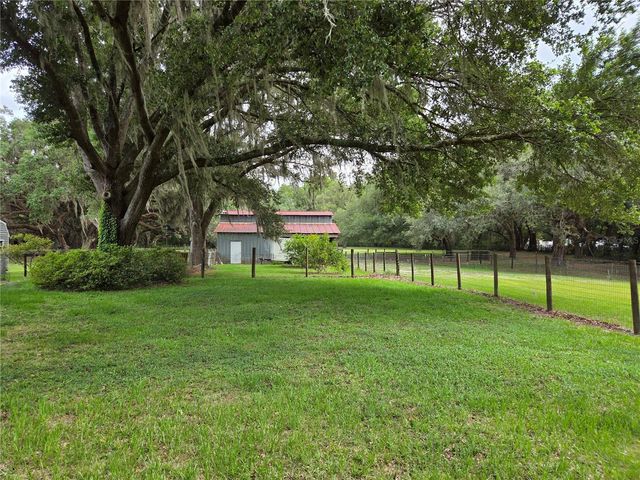 2450 SE 190TH TERRACE, Morriston, FL 32668
