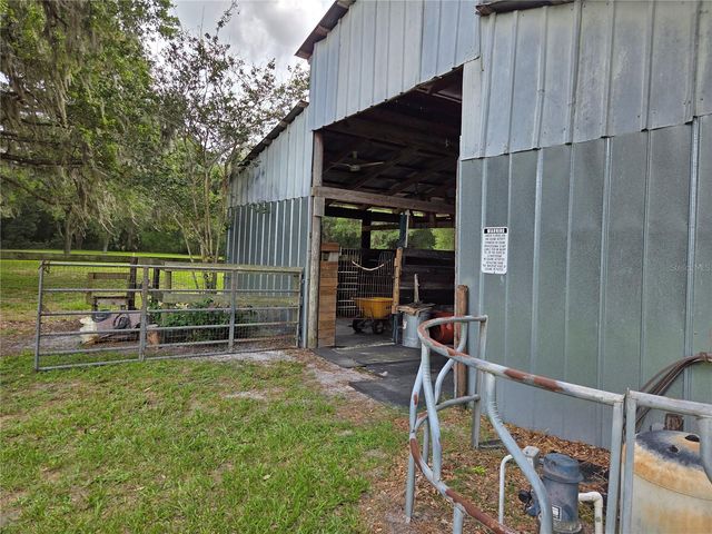 2450 SE 190TH TERRACE, Morriston, FL 32668