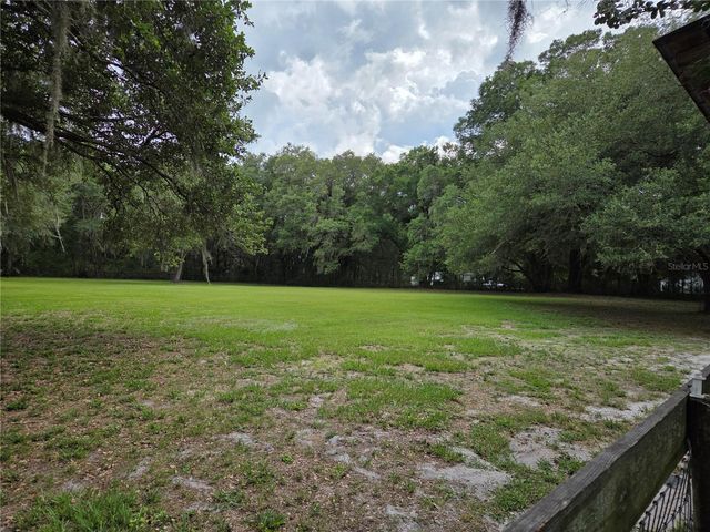 2450 SE 190TH TERRACE, Morriston, FL 32668