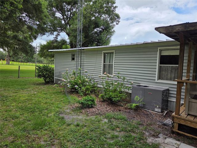 2450 SE 190TH TERRACE, Morriston, FL 32668