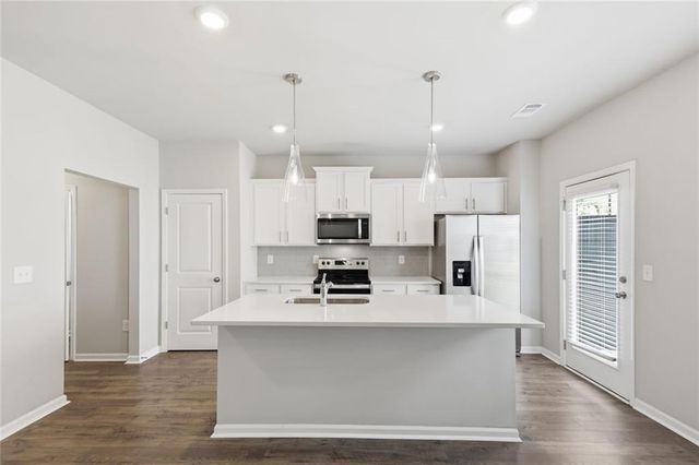 5596 Hislop Lane SW, Mableton, GA 30126