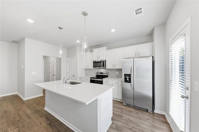 5596 Hislop Lane SW, Mableton, GA 30126