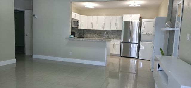 1203 Chateau Park Drive, Fort Lauderdale, FL 33311