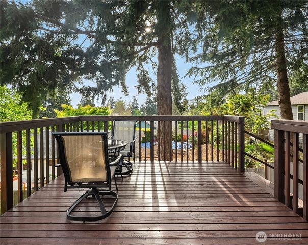 1421 NW 196th St, Shoreline, WA 98177