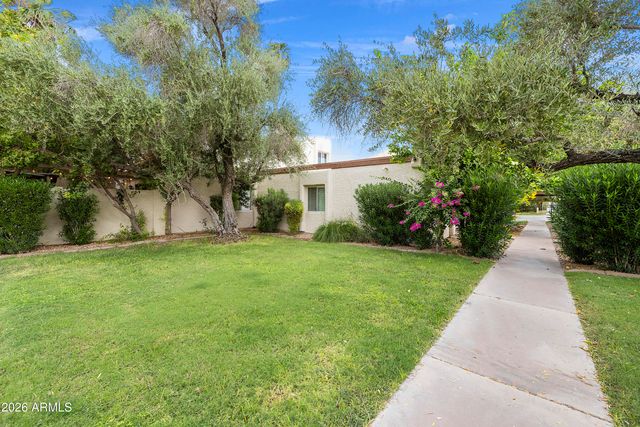 7815 E Rovey Avenue, Scottsdale, AZ 85250