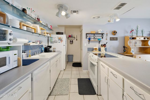 7815 E Rovey Avenue, Scottsdale, AZ 85250