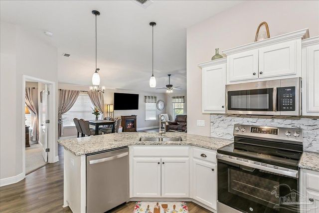 1891 Natures Way, Gulf Breeze, FL 32563