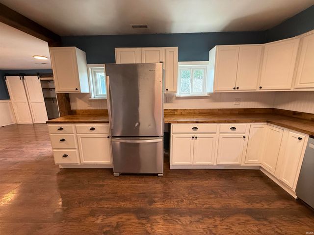 803 S South St, Brookston, IN 47923
