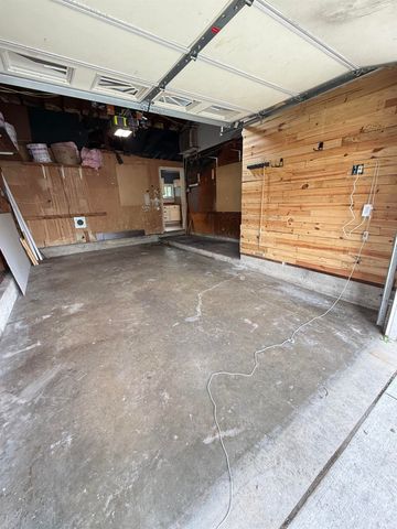 803 S South St, Brookston, IN 47923