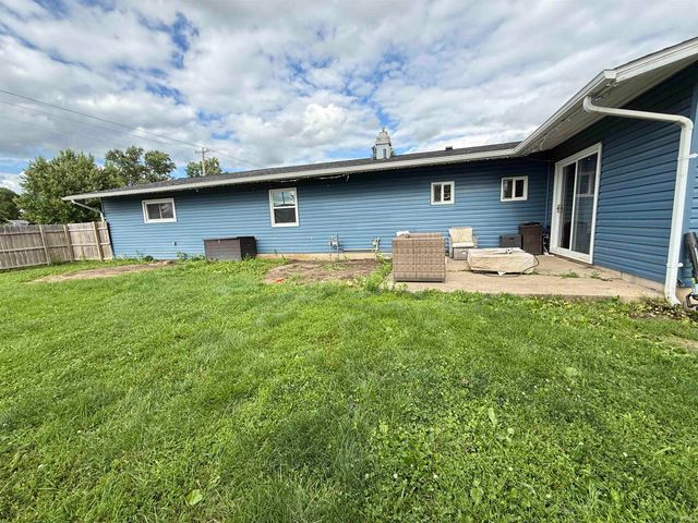 803 S South St, Brookston, IN 47923
