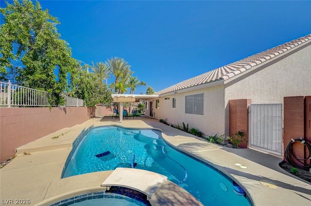 2994 Crystalline Court, Henderson, NV 89074