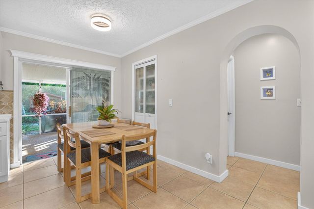 1206 Mohican Boulevard, Jupiter, FL 33458