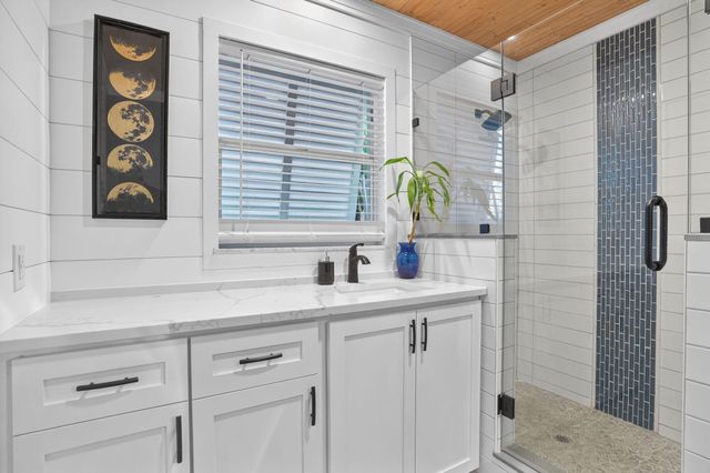 1206 Mohican Boulevard, Jupiter, FL 33458